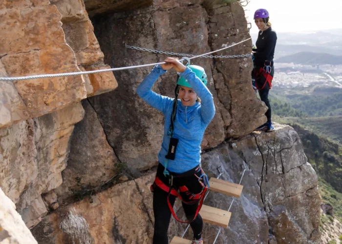 Puente-tibetano-via-ferrata-scaled